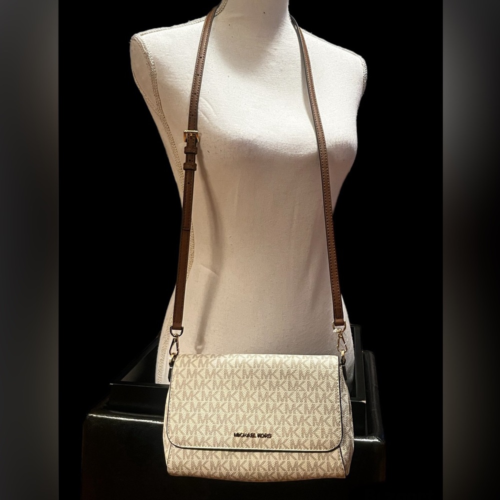 Medium Logo Convertible Crossbody Bag